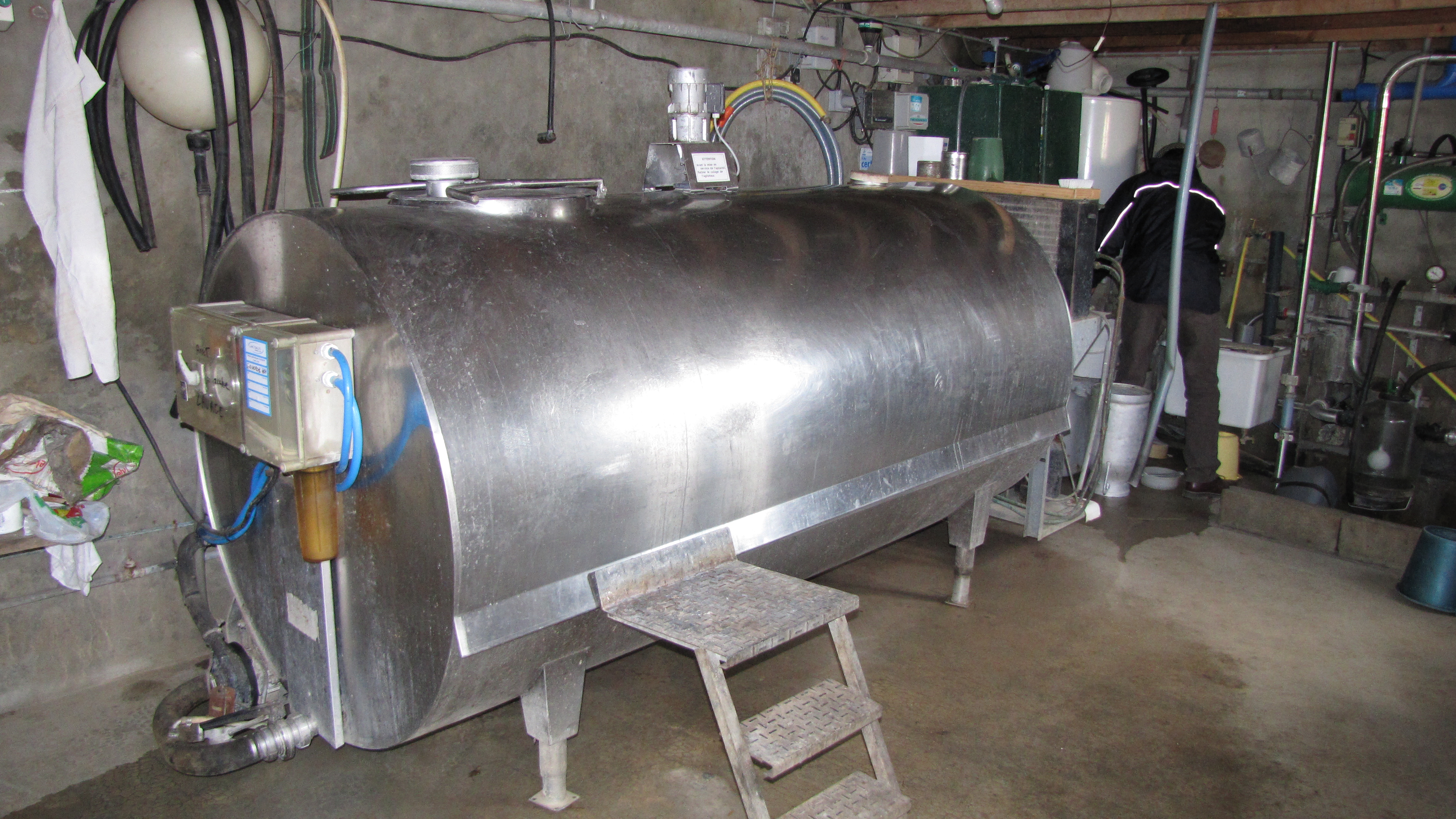 
          Faut-il louer un tank à la laiterie pour plus de tranquillité?