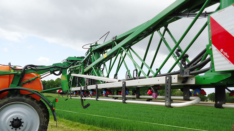 
          Buses et systèmes de pulvérisation pour l'agriculture