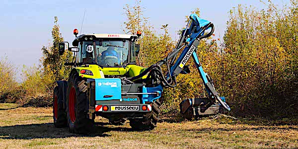 
          Tracteur électrique 