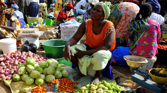 
          Marché: Officiellement, toutes les frontières terrestres  fermées au Nigéria 