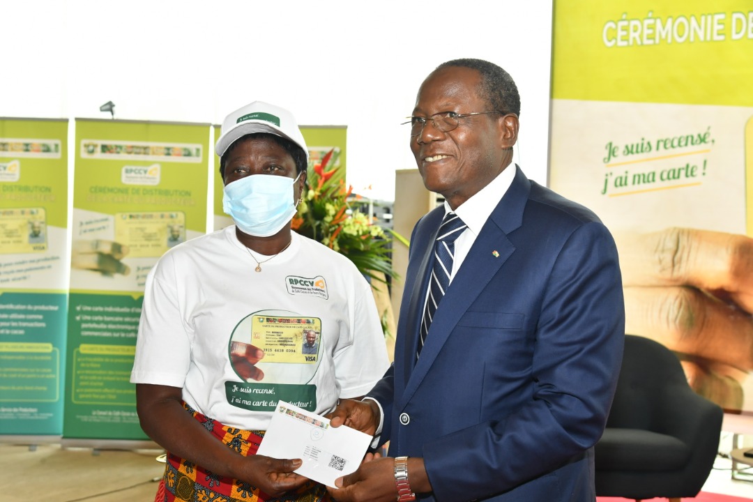 
           Révolution dans la filière cacao en Côte d'Ivoire : les producteurs ont une carte 