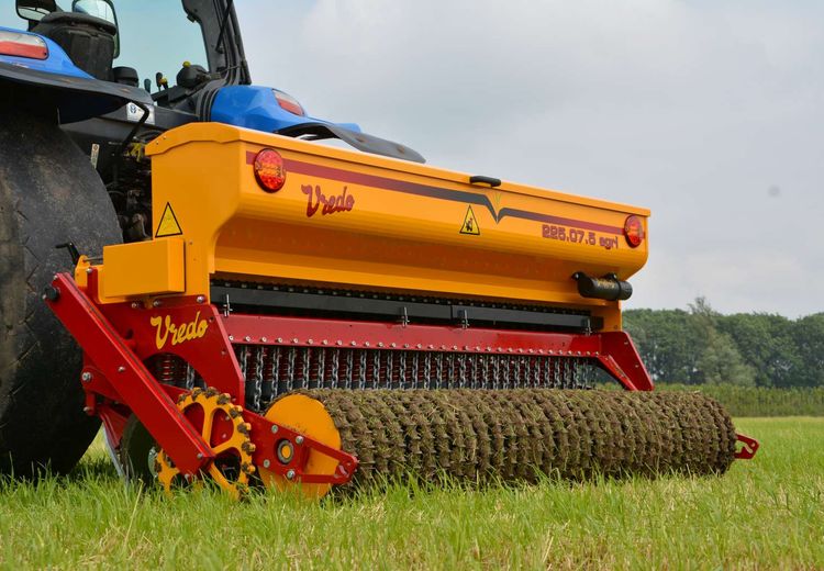 
          Semoir Vredo