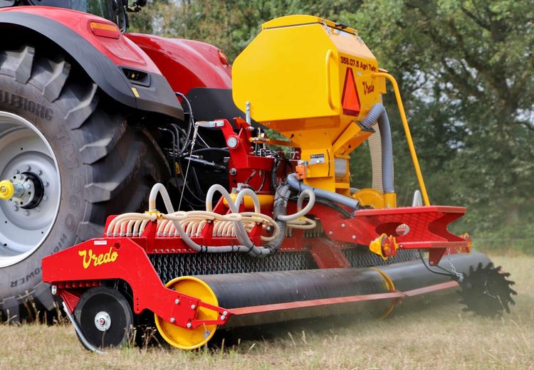 
          Semoir Vredo