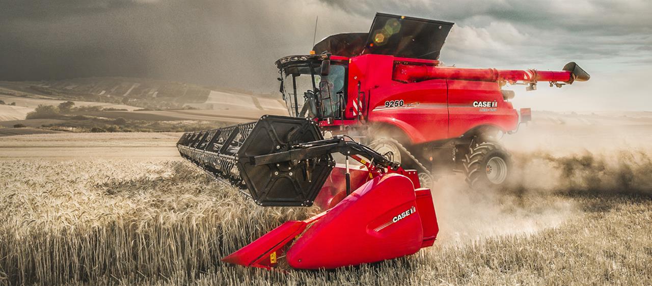 
          Moissonneuse Case IH