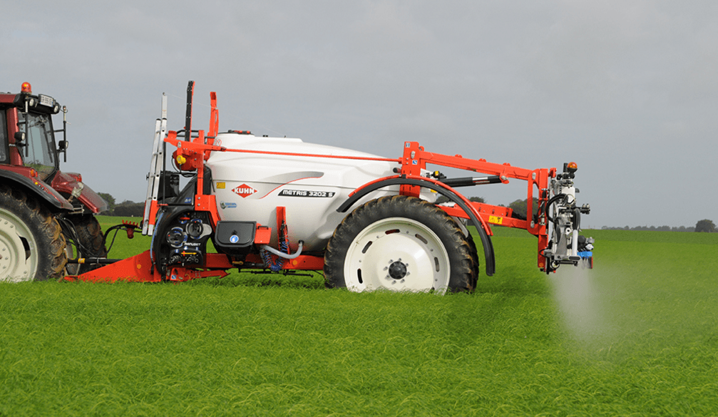 
          METRIS 3202-4102 - Pulvérisateurs agricoles trainés 