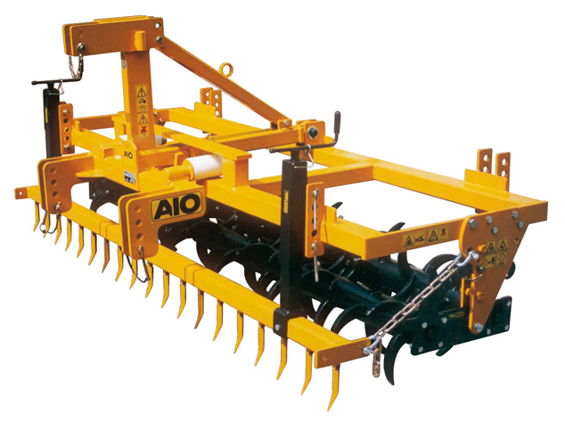 
          Outils agricoles AIO : Frontcracker