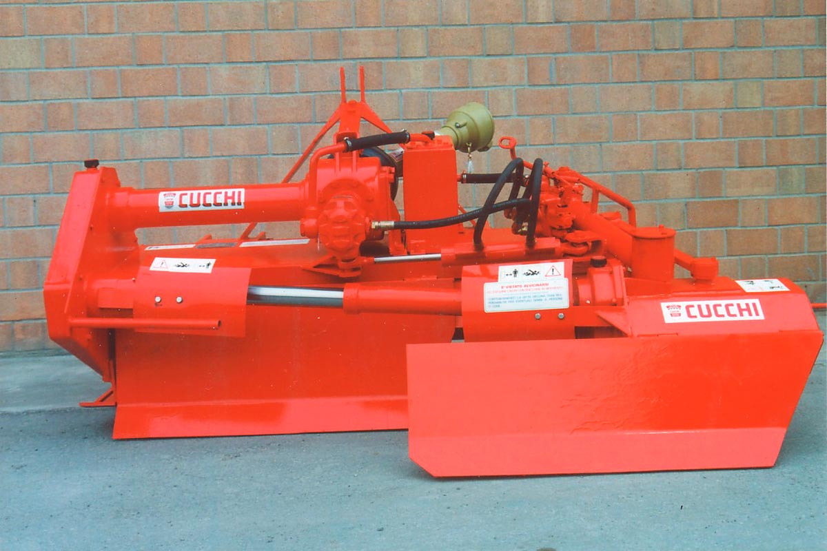 
          Outils agricoles Gucchi : Fraise automatique interceps série SI 2