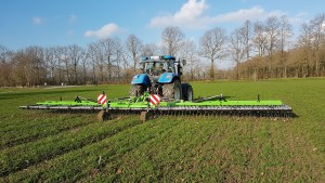 
          Outils agricoles Grégoire Agri/Désherbage  : Herse étrille 