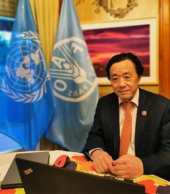 
          Pour le Directeur Général de la FAO, le commerce agricole doit forcément continuer