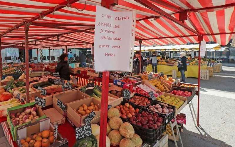 
          L’appel du Ministre de l’agriculture française aux maires et préfets à rouvrir les marchés
