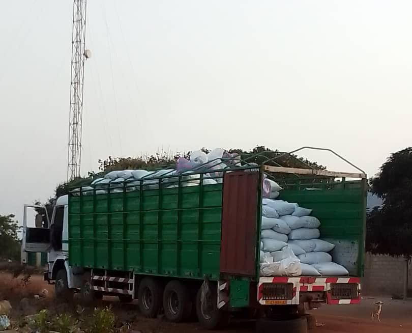 
          Chargement des sojas bio chez SOYCAIN au Togo