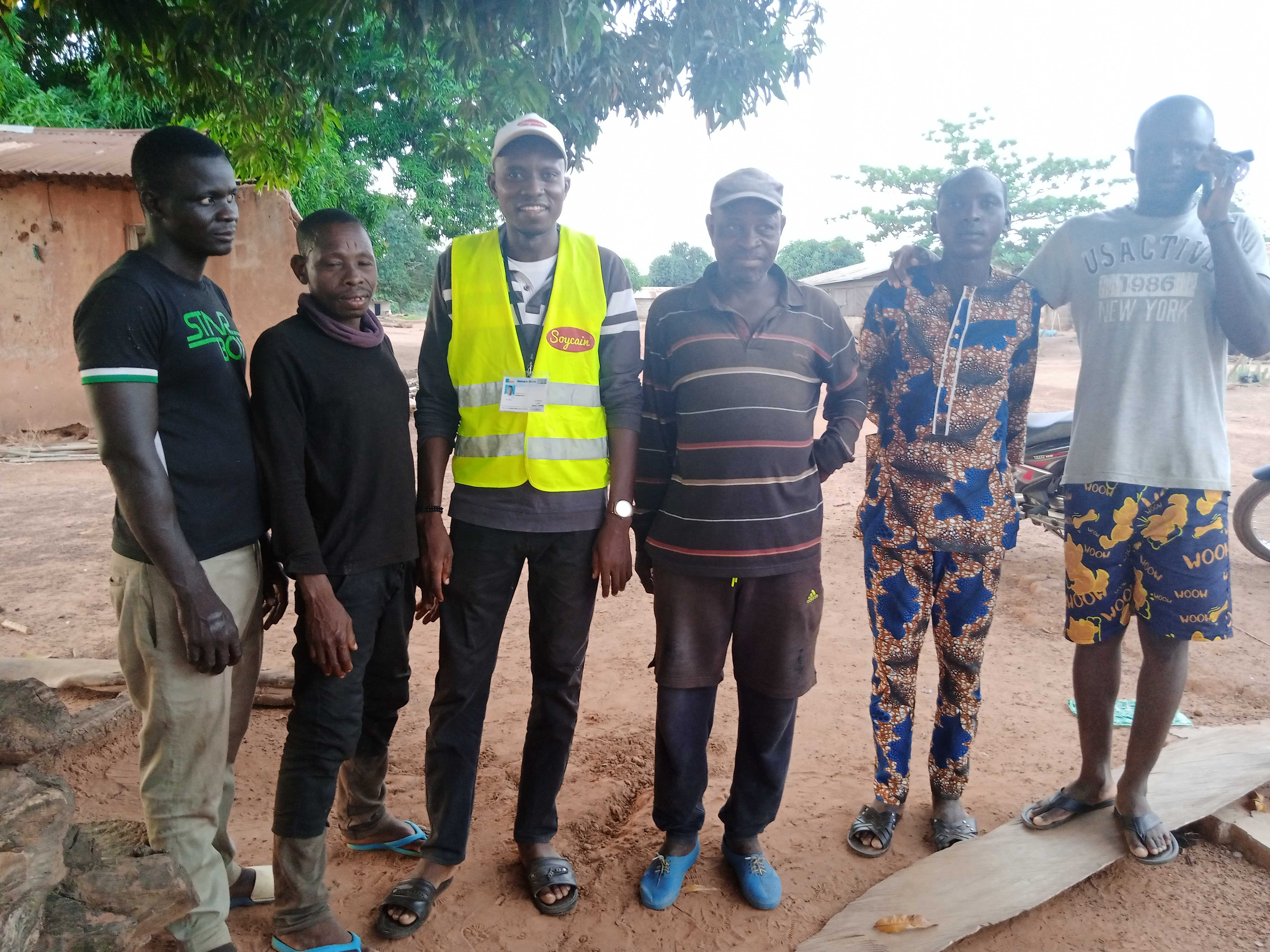 Faire de l'agriculture béninoise 💯% biologique un soucis primordial pour la société Soycain Bénin suivis d'une sensibilisation des producteurs sur les bonnes manières de production biologique
